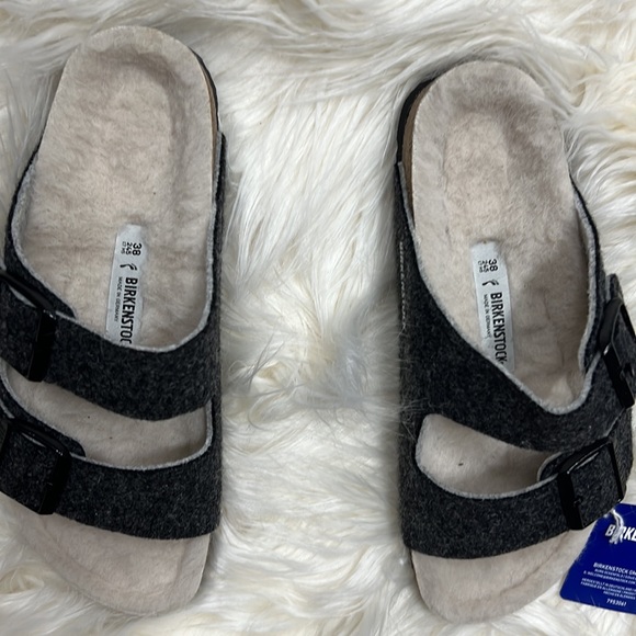 Birkenstock ( SOLD) - Picture 3 of 7